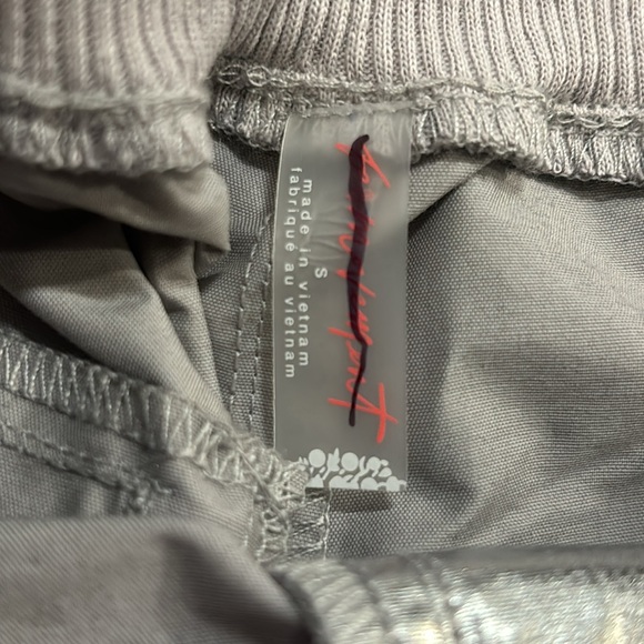 NWOT FP Movement Mesmerize Me Shine Pants - Picture 12 of 12